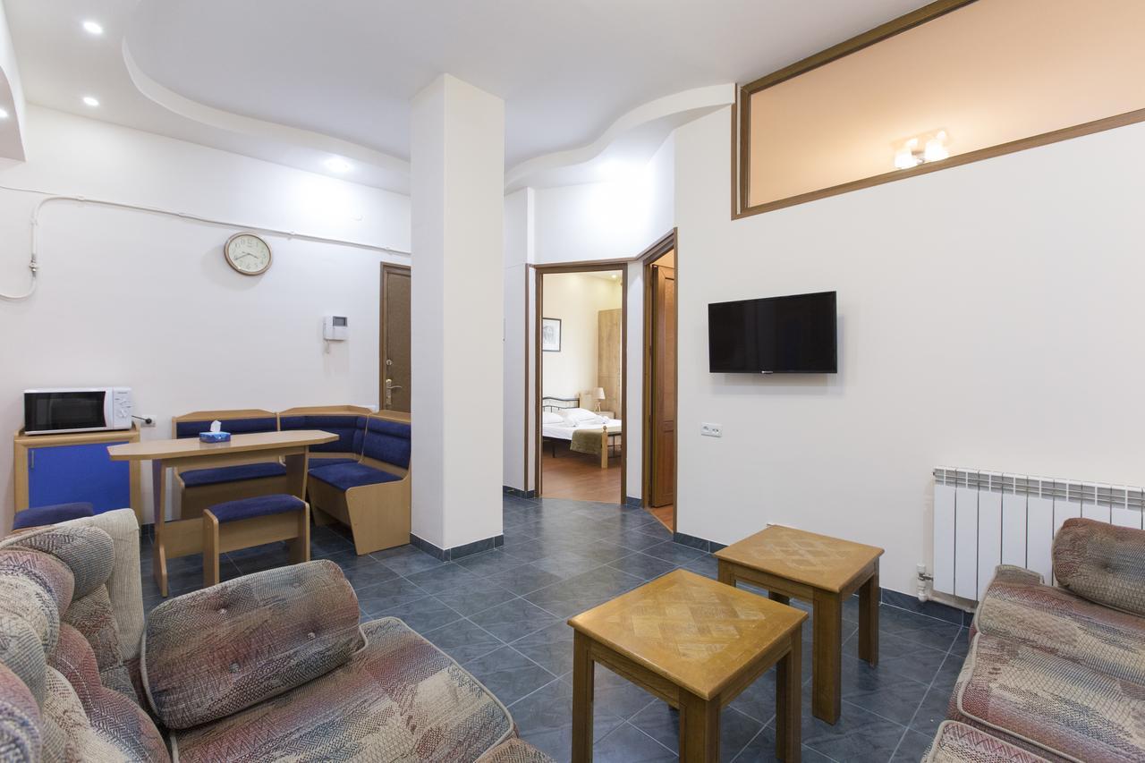 Umba Apartment N1 - 2 Bedrooms 耶烈万 外观 照片