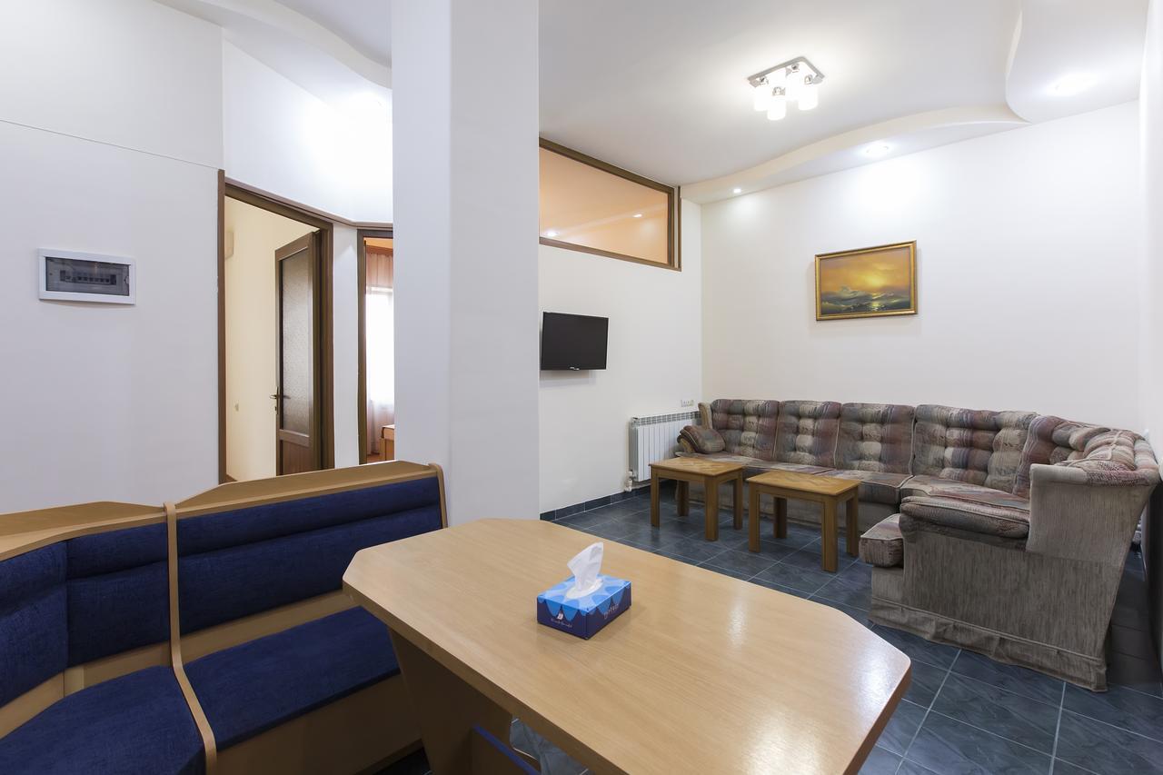 Umba Apartment N1 - 2 Bedrooms 耶烈万 外观 照片
